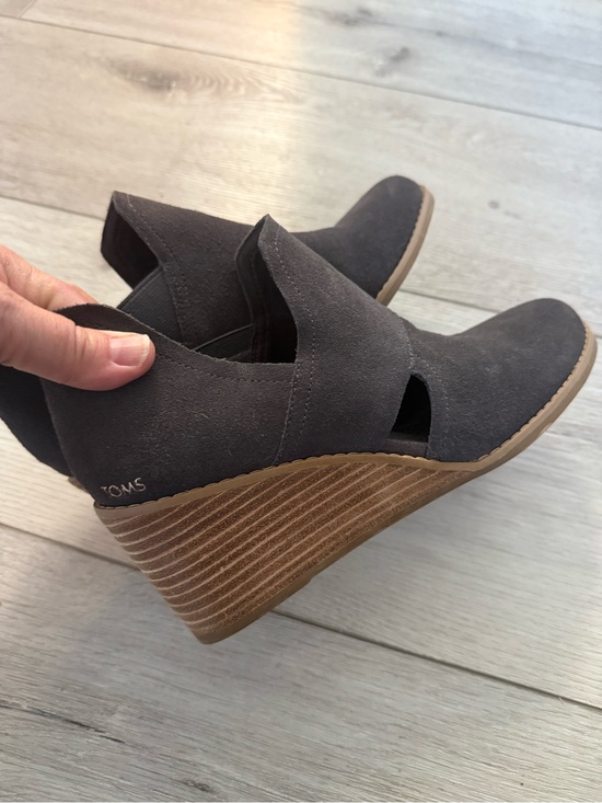 Toms Shoes - TOMS Charcoal Suede Cutout Wedge Sandals